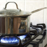 8 mẹo vặt giúp tiết kiệm 50% lượng gas khi nấu