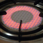 Bếp gas hồng ngoại có hiệu suất đun nấu cao, an toàn khi sử dụng