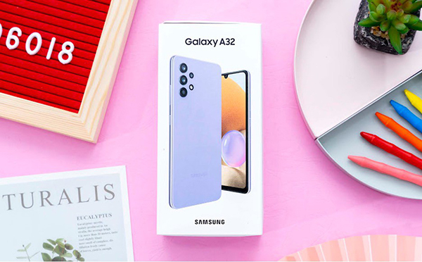 Samsung Galaxy A32 - Smartphone tầm trung sở hữu màn hình Super AMOLED 90Hz, pin khủng và sạc Type-C aligncenter