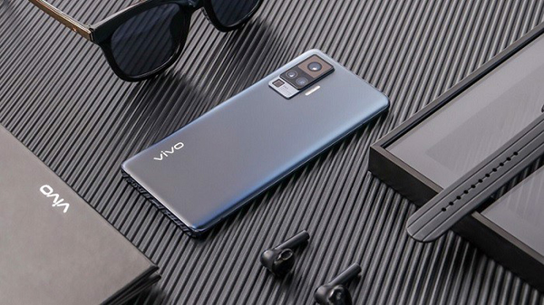 Vivo X60 Pro 5G - Snapdragon 870, ống kính hợp tác với Zeiss, chưa hé lộ giá bán và dự kiến ra mắt ngày 02/04 aligncenter