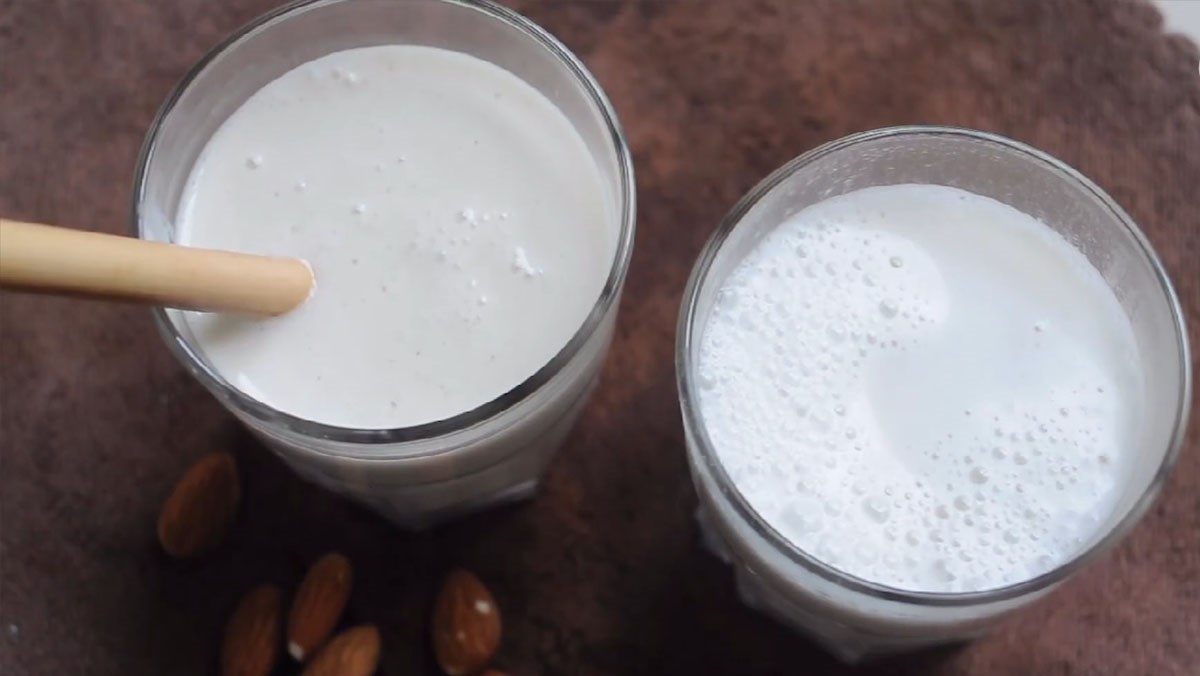 6 cách làm sữa hạnh nhân