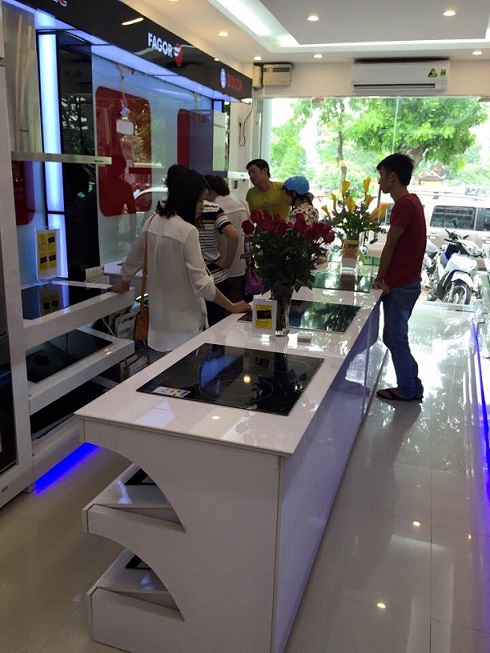 Địa chỉ cửa hàng bếp từ tại Bình Long, Bình Phước chính hãng, uy tín. aligncenter